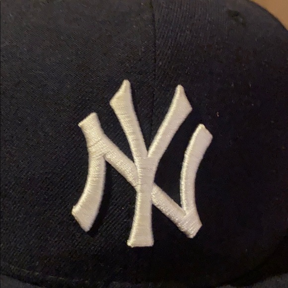 HAT - Picture 6 of 6